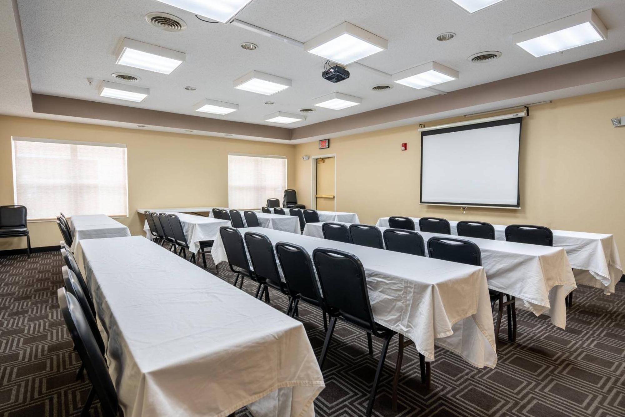 Towneplace Suites Rochester Bagian luar foto