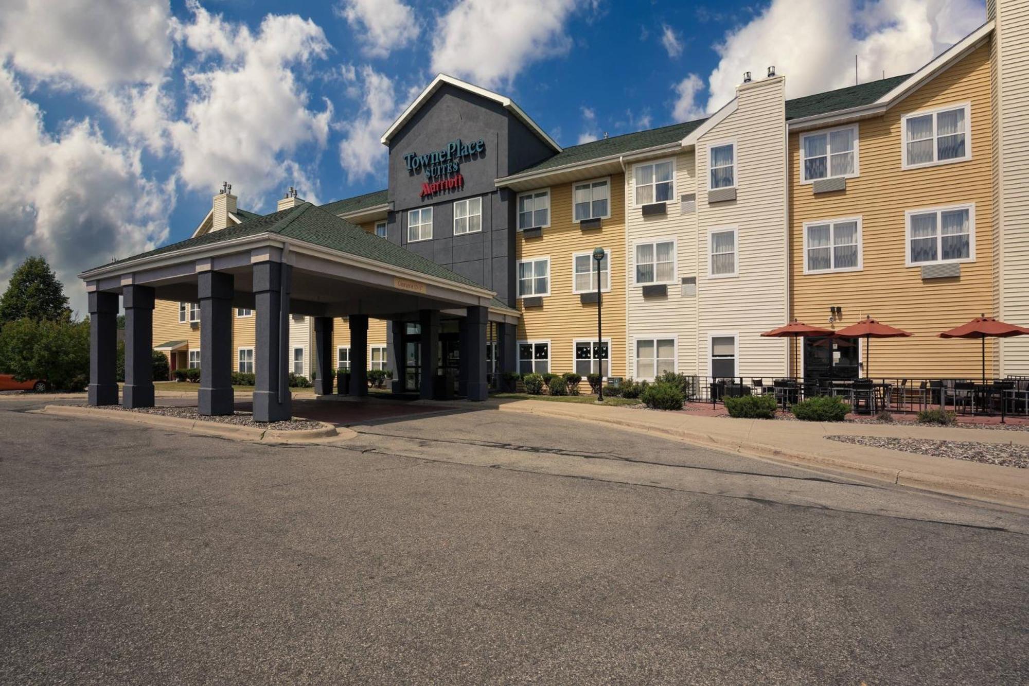 Towneplace Suites Rochester Bagian luar foto