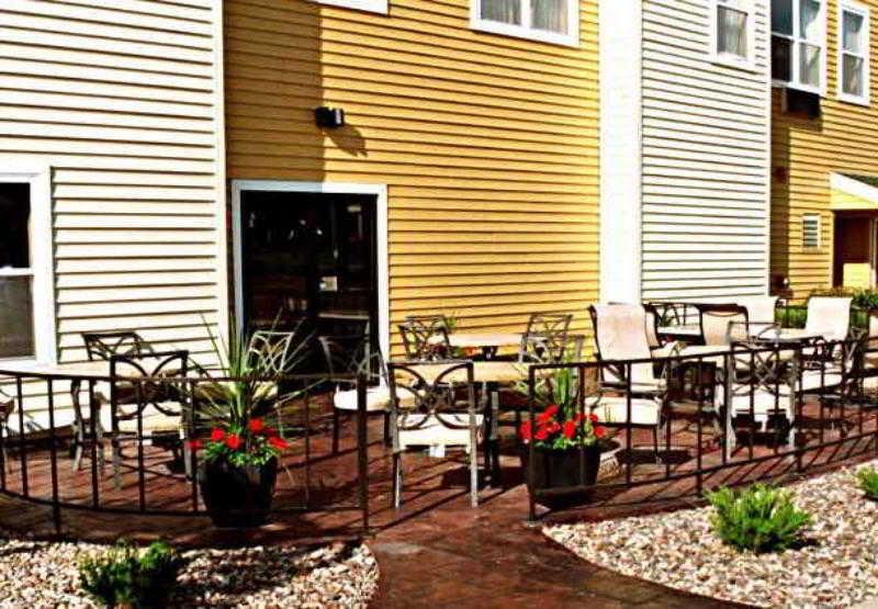 Towneplace Suites Rochester Bagian luar foto
