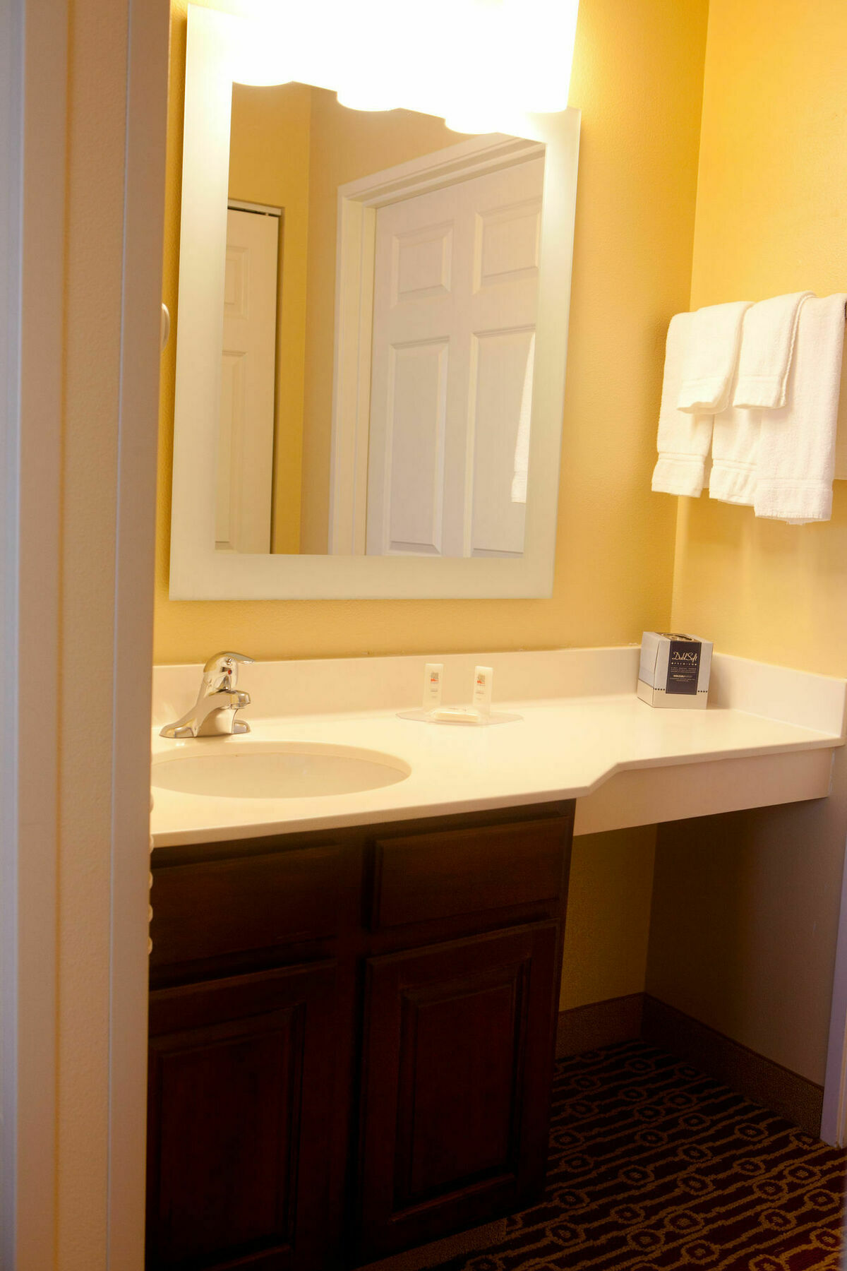 Towneplace Suites Rochester Bagian luar foto