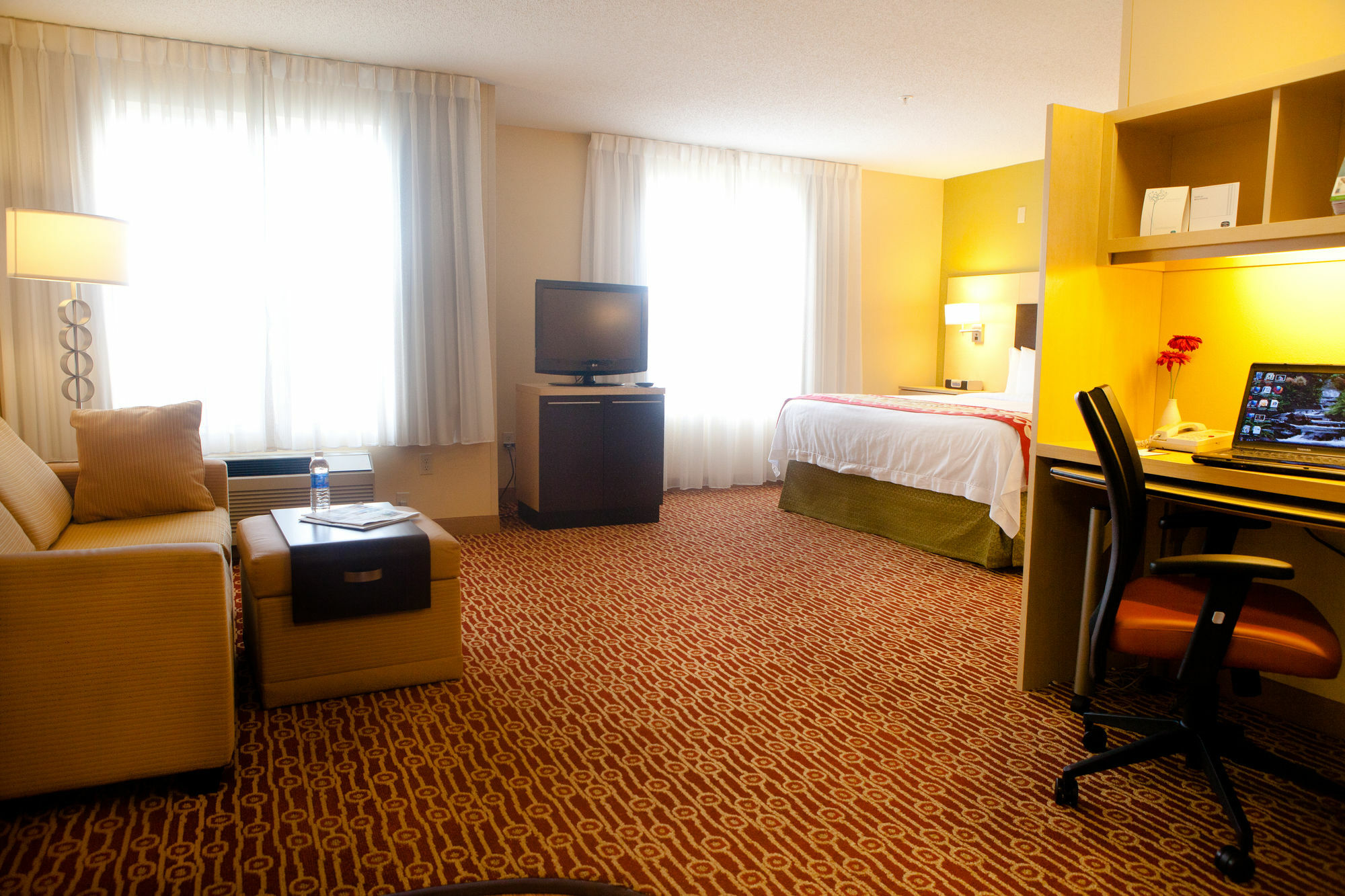 Towneplace Suites Rochester Bagian luar foto